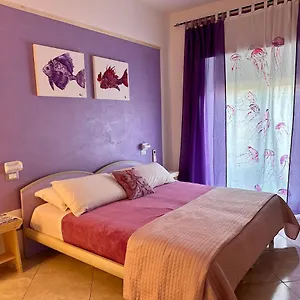 casa-del-palombaro.hotelitalianriviera.com/
