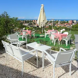 c-bianca-ventisette.emilia-romagnahotels.net/